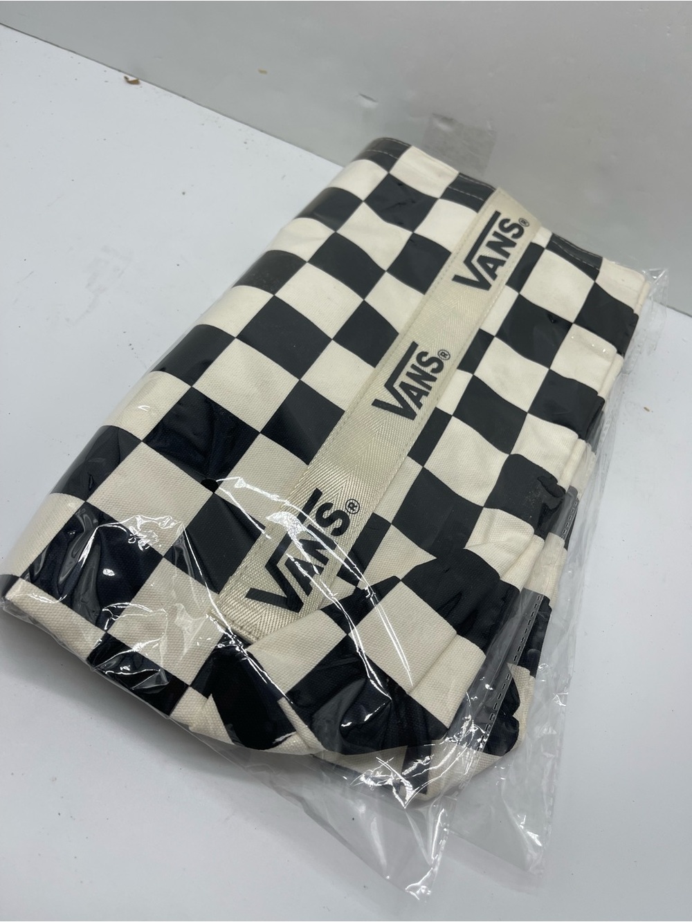Vans Shopping Tote - Picture 2 of 16